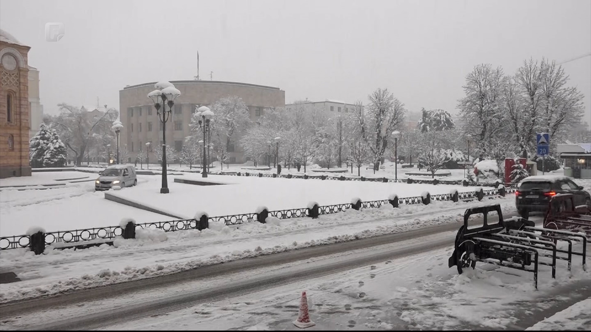 Banjalučani nisu zadovoljni - i ove godine službe je iznenadio snijeg u decembru